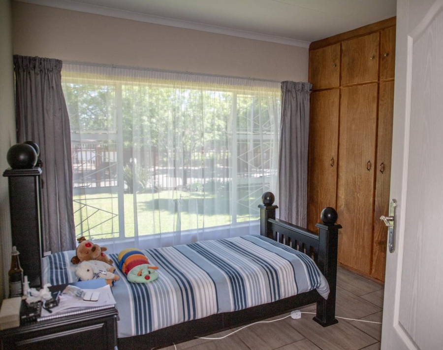 4 Bedroom Property for Sale in Heilbron Free State